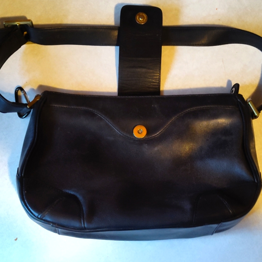 Etienne Aigner Vintage Genuine Leather Purse